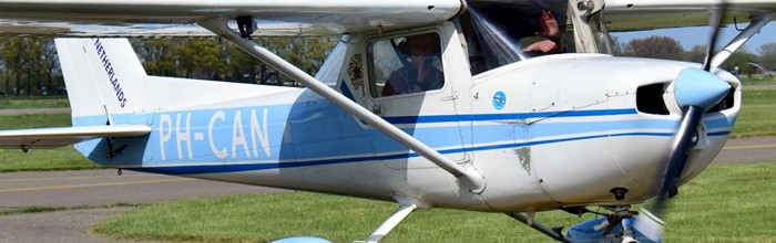 Boek vandaag nog een rondvlucht of vliegles bij VliegExperience.nl VliegExperience.nl Rondvluchten Vlieglessen Teuge Header 002.JPG